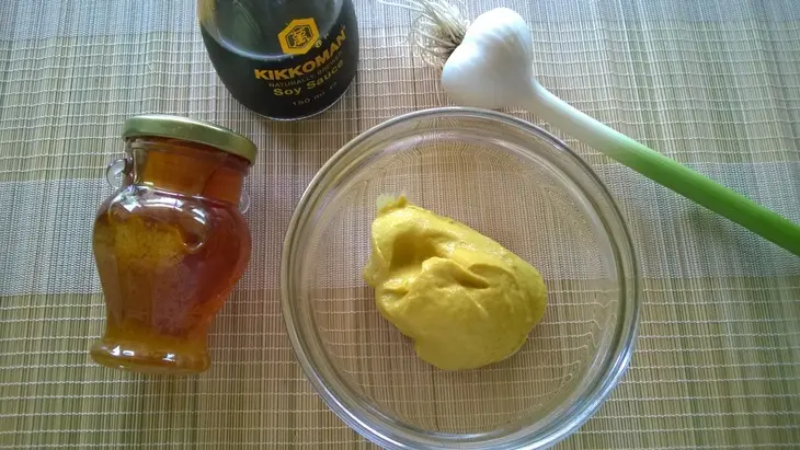 Запеченное мясо в горшочках с красной смородиной.: шаг 4