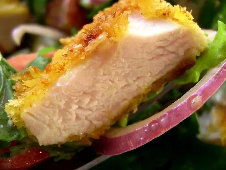 Салат с овощами и курицей карри.: шаг 3