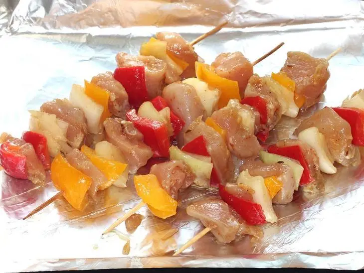 Шашлык по-гречески. сувлаки из куриной грудки: шаг 6