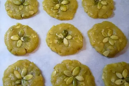 Печенье с розмарином и тыквенными семечками: шаг 3