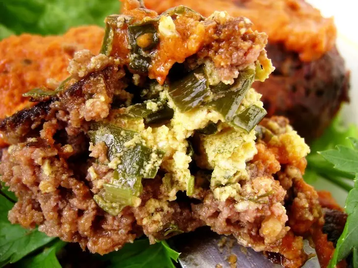 Зразы мясо-баклажановые в пикантном ореховом соусе.: шаг 7