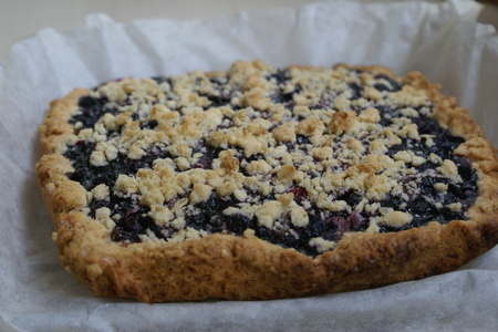 Crowberry and blueberry crumb bars (брусничное и черничное печенье с крошкой): шаг 16