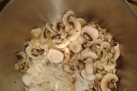Злаковая каша с овощами, грибами и соусом из печеного перца и томатов.: шаг 2