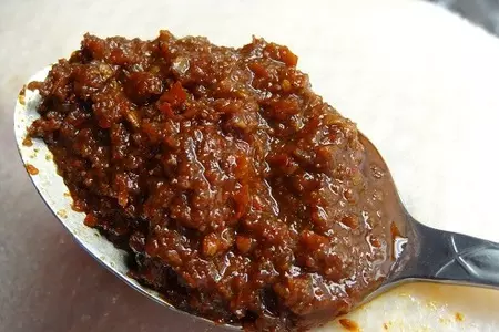 Запечённый гусь с аджикой и красным вином: шаг 2
