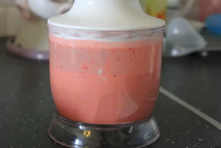 Ленивые вареники с маком и клубничным соусом: шаг 7