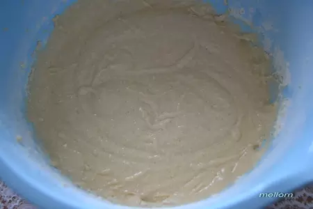 Кексы на топленом молоке с шоколадом и орехами: шаг 4