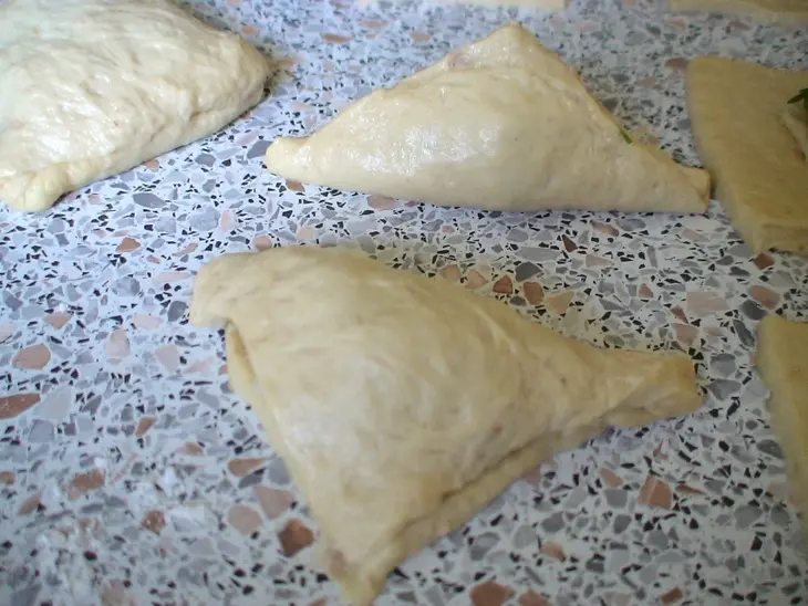 Хлеб-пельмени "тortellini di pane" сестёр симили: шаг 9