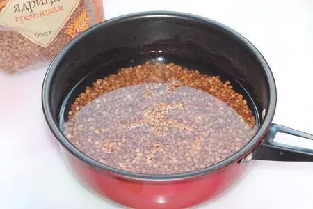 Каша гречневая, запеченная с творогом: шаг 2