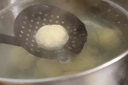 "солнышки" из творога с манго.: шаг 9