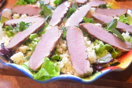 Салат с кускусом и грилованной утиной грудкой: шаг 7