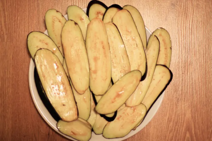 Мусака с говядиной, баклажанами и классическим соусом "бешамель": шаг 2