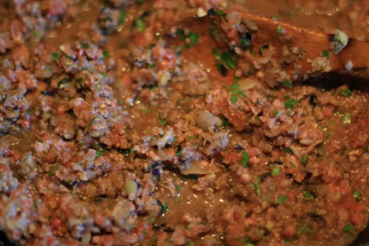 Мусака с говядиной, баклажанами и классическим соусом "бешамель": шаг 11