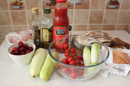   курица, запеченная с вишней, бальзамиком и томатами: шаг 1