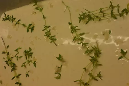 Рулетики из куриной грудки в сырном соусе: шаг 2