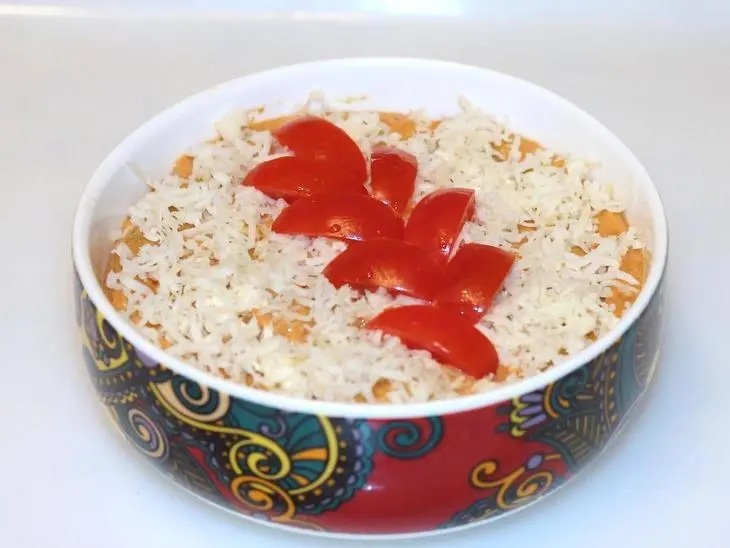 Нежная томатная запеканка с сухарями и кабачком: шаг 8