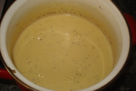 Мидии в сливочно-шафрановым соусом, запеченные под сыром: шаг 6