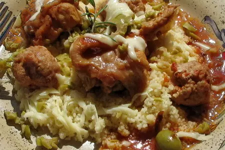 Индейка с кускусом и томатным соусом: шаг 3