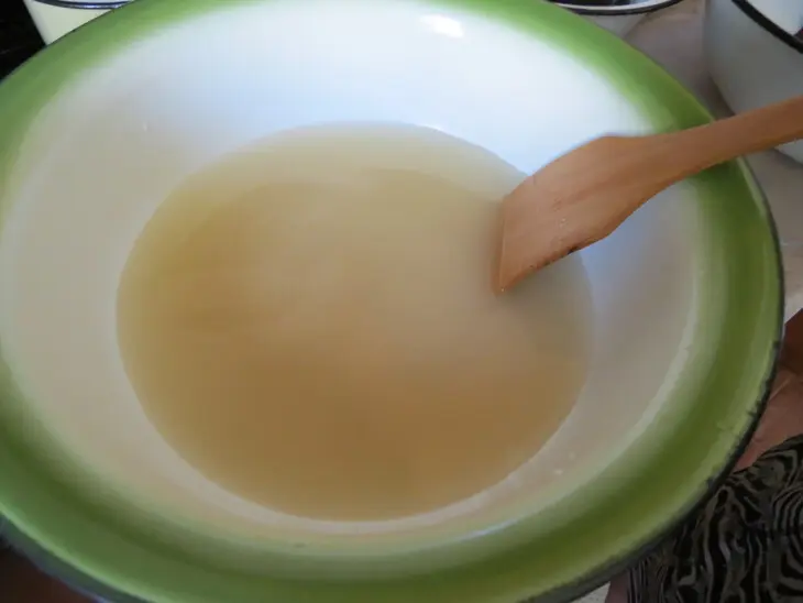 Варенье из чёрной и красной смородины «летнее ассорти»: шаг 2
