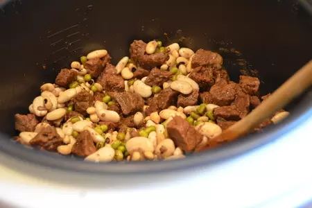 Томатное рагу из фасоли с бараниной и индийскими нотками: шаг 4