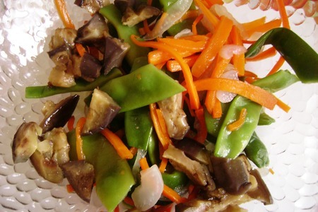 Салат из маринованной свинины с овощами. для романтичного ужина. : шаг 4