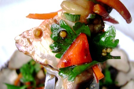 Салат из маринованной свинины с овощами. для романтичного ужина. : шаг 7