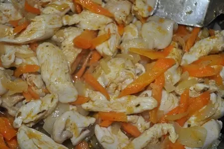 Каша из пшена с курицей и овощами.: шаг 5