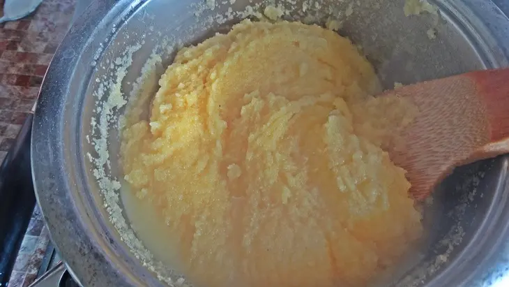 Жареная полента с овощами: шаг 2