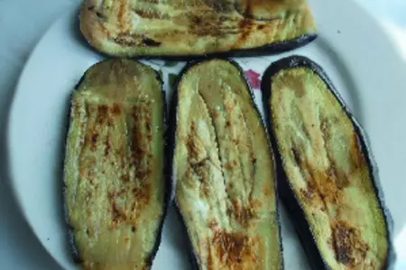 Рулет куриный с баклажаном: шаг 1