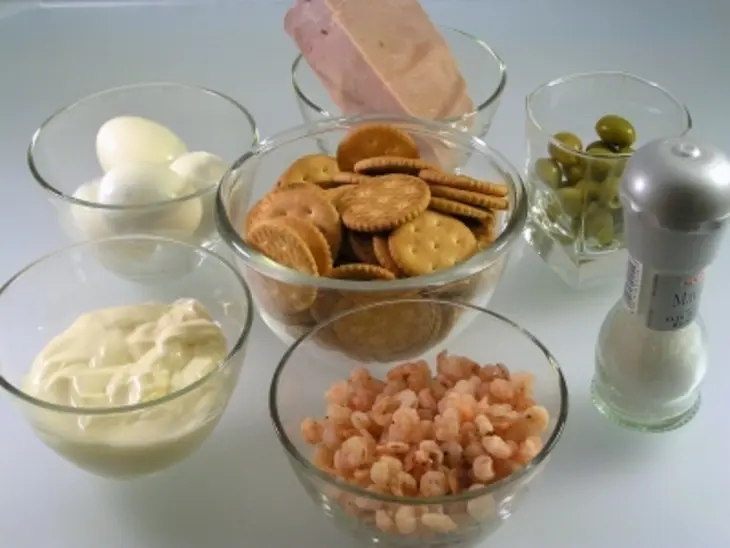 Салат с креветками "искушение": шаг 1