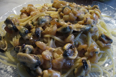 Спагетти с креветками и мнидиями в сливочном соусе: шаг 5