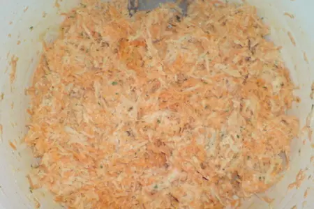 Салат из кольраби и моркови: шаг 4