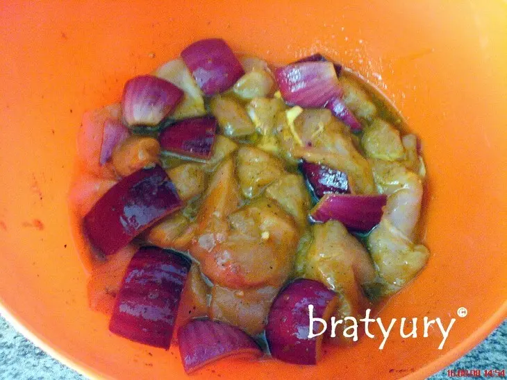 Шашлык из курицы с персиками: шаг 2