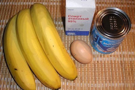 Бархатный  банановый  ликер: шаг 1
