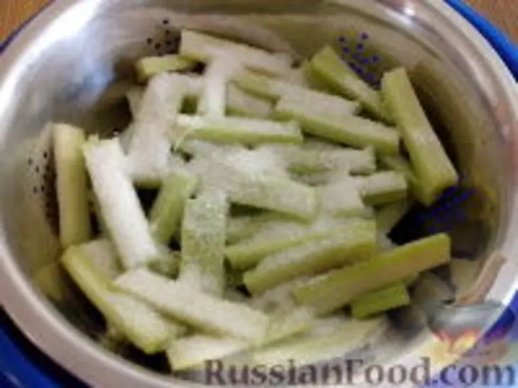 Пирог с ревенем и мягким безе: шаг 1