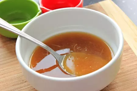 Завтрак с облегченной домашней гранолой и дынными шариками: шаг 5