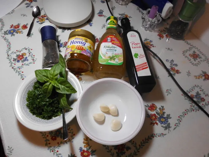 Кабачки маринованные быстрого приготовления и мгновенного поедания!!!: шаг 2