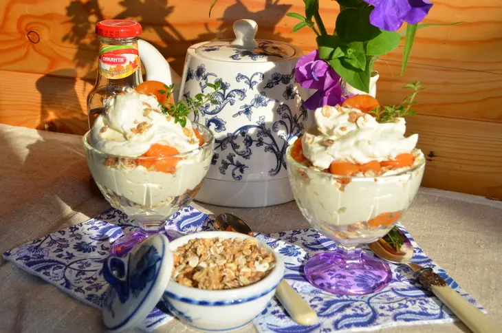 Мусс из козьего сыра с курагой и мюсли: шаг 6