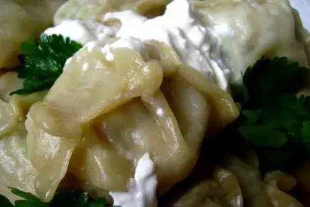 Мантошки с сыром, зеленью и куриным филе.: шаг 6