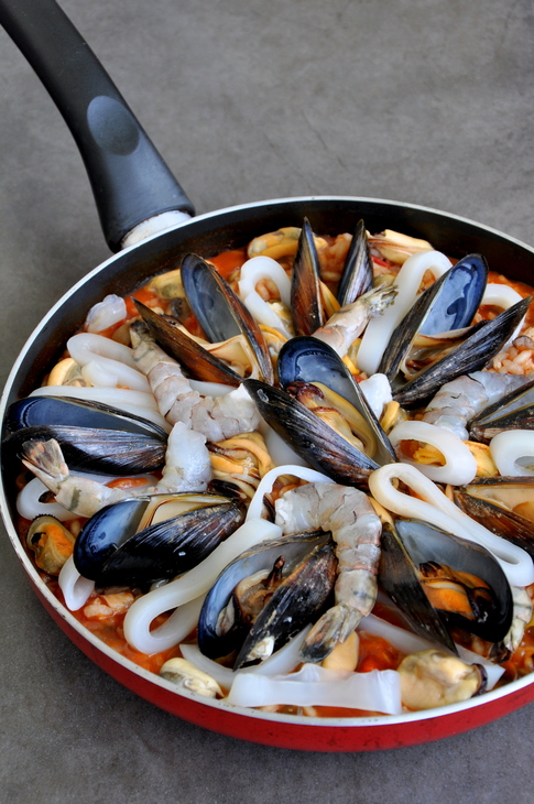 Паэлья с морепродуктами и курицей 2 (shellfish and chicken paella): шаг 15