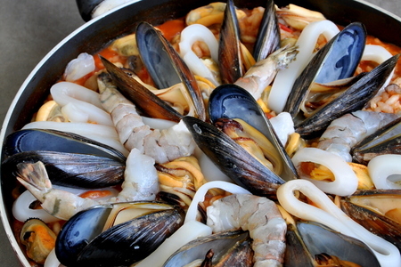 Паэлья с морепродуктами и курицей 2 (shellfish and chicken paella): шаг 15