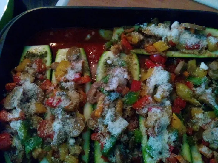 Фаршированные цукини с кус-кусом и рыбой: шаг 3