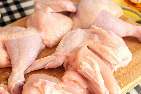 Курица чилиндрон (el pollo al chilindrón).: шаг 6