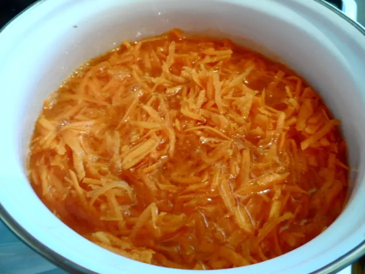 Суп пюре из моркови с сыром.: шаг 2