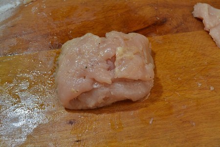 "эскимо" из курицы с грибами и пармезаном, с рататуем и овощной сальсой.: шаг 5