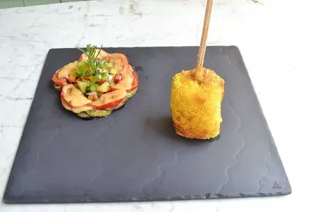"эскимо" из курицы с грибами и пармезаном, с рататуем и овощной сальсой.: шаг 7