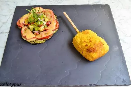 "эскимо" из курицы с грибами и пармезаном, с рататуем и овощной сальсой.: шаг 8