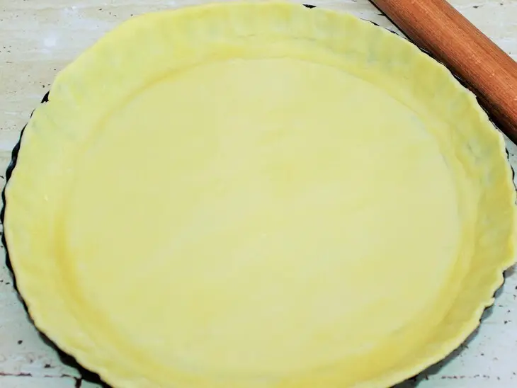 Пирог с манго и персиками: шаг 1