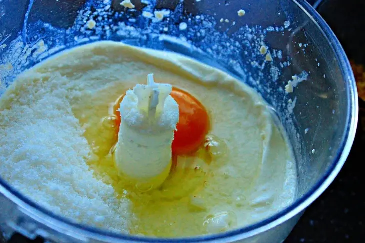 Творожники с кокосом и персиками: шаг 4