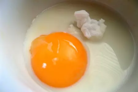 Десерт с абрикосами и яичным кремом: шаг 4