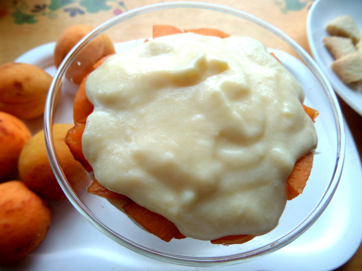 Десерт с абрикосами и яичным кремом: шаг 9